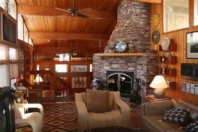 62 E St, Wellfleet, MA 02667 photo 2
