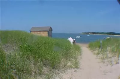 62 E St, Wellfleet, MA 02667 photo 5