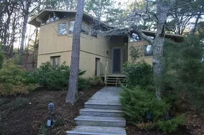62 E St, Wellfleet, MA 02667 photo 4
