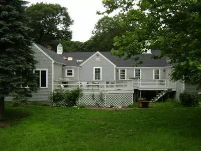 51 George St, Hyannis, MA 02601 photo 2