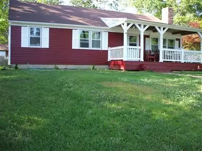 112 Spur Ln, Marstons Mills, MA 02648 photo 1