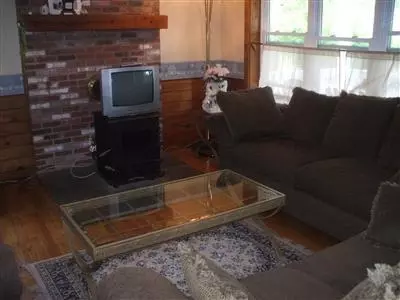 112 Spur Ln, Marstons Mills, MA 02648 photo 3