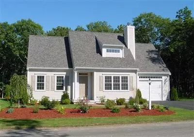 90 Schooner Ln, Hyannis, MA 02601 photo 1