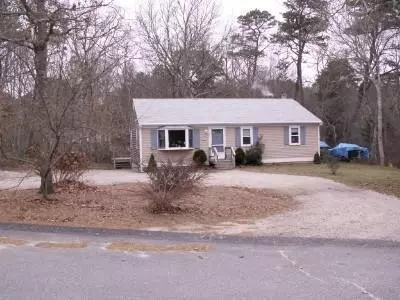 33 Gia Ln, Mashpee, MA 02649 photo 1