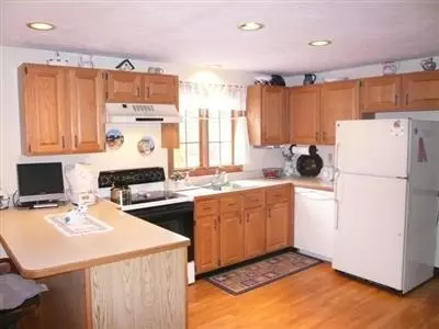 39 Wintergreen Rd, Mashpee, MA 02649 photo 4