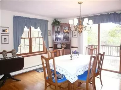 39 Wintergreen Rd, Mashpee, MA 02649 photo 3