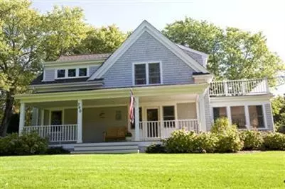 760 River Rd, Marstons Mills, MA 02648 photo 2