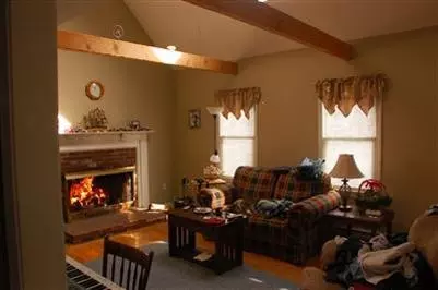 14 Huron Ave, Mashpee, MA 02649 photo 2