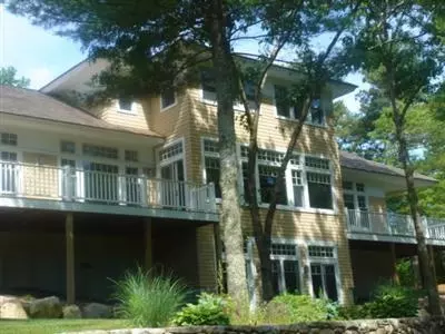 223 Dunrobin Rd, Mashpee, MA 02649 photo 2