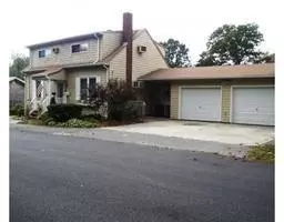 41 James St, Acushnet, MA 02745 photo 1