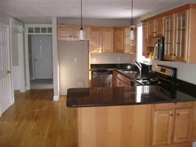 5 Sheffield Pl, Mashpee, MA 02649 photo 2