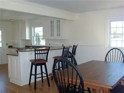 43 Pine Tree Dr, Buzzards Bay, MA 02532 photo 11