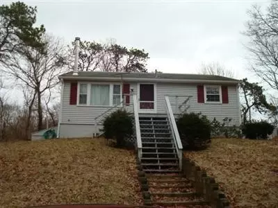 112 Dumont Dr, Hyannis, MA 02601 photo 1