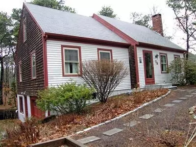 75 Kettle Hole Rd, Eastham, MA 02642 photo 1