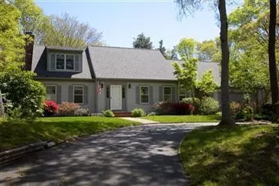 142 Ralyn Rd, Cotuit, MA 02635 photo 1