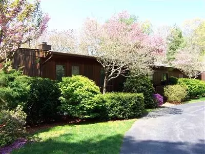 491 Huckins Neck Rd, Centerville, MA 02632 photo 4