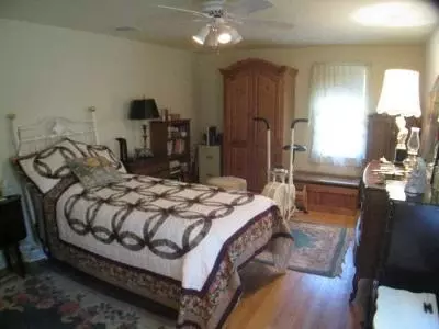 62 Seabury Ln, Centerville, MA 02632 photo 11