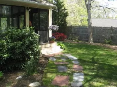 62 Seabury Ln, Centerville, MA 02632 photo 2