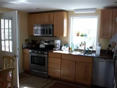 88 Longfellow Dr, Centerville, MA 02632 photo 3