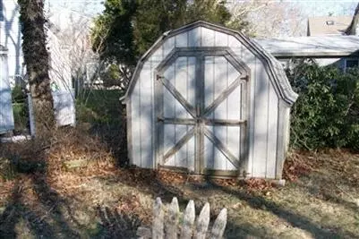 5 Pocahontas Rd, Pocasset, MA 02559 photo 4
