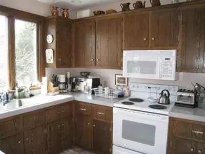 65 Champlain Rd, Orleans, MA 02653 photo 5