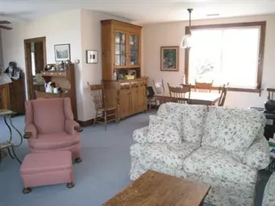 65 Champlain Rd, Orleans, MA 02653 photo 9