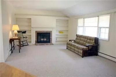 714 Old Stage Rd, Centerville, MA 02632 photo 2