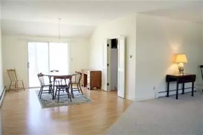 714 Old Stage Rd, Centerville, MA 02632 photo 4