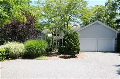 41 The Hts, Mashpee, MA 02649 photo 1