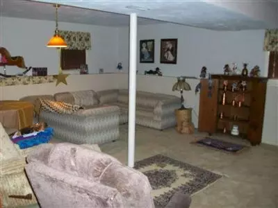 27 Pinehurst Dr, Bourne, MA 02532 photo 4