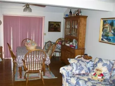 27 Pinehurst Dr, Bourne, MA 02532 photo 5