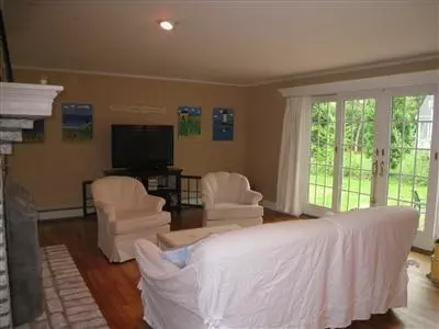 63 Poplar Dr, Osterville, MA 02655 photo 4