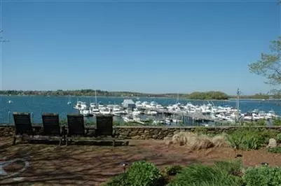 29 Prospect St, Buzzards Bay, MA 02532 photo 7