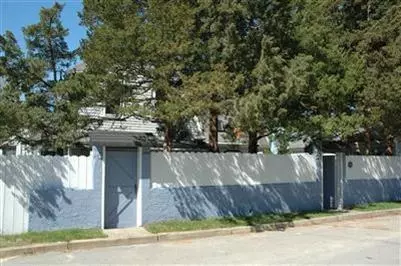 29 Prospect St, Buzzards Bay, MA 02532 photo 2