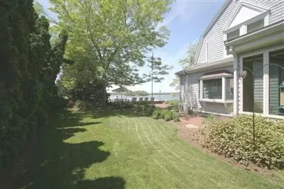 29 Prospect St, Buzzards Bay, MA 02532 photo 19