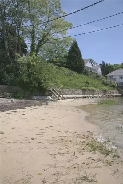 29 Prospect St, Buzzards Bay, MA 02532 photo 9