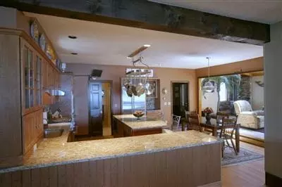 29 Prospect St, Buzzards Bay, MA 02532 photo 6