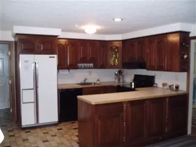 112 Regency Dr, Marstons Mills, MA 02648 photo 3