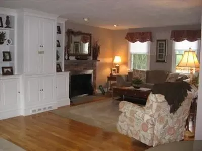 63 Biltmore Pl, West Barnstable, MA 02668 photo 6
