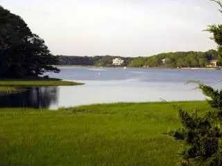 68 Bayview Rd, Mashpee, MA 02649 photo 1