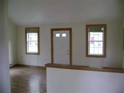 20 Lake View Dr, Wareham, MA 02571 photo 4