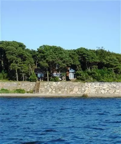 23 Seconsett Point Rd, Mashpee, MA 02649 photo 1