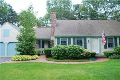 101 Clamshell Cove Rd, Cotuit, MA 02635 photo 1