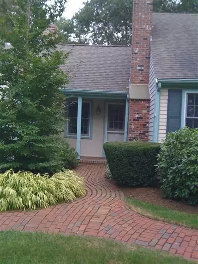 101 Clamshell Cove Rd, Cotuit, MA 02635 photo 3