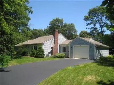 90 White Oak Trl, Centerville, MA 02632 photo 1