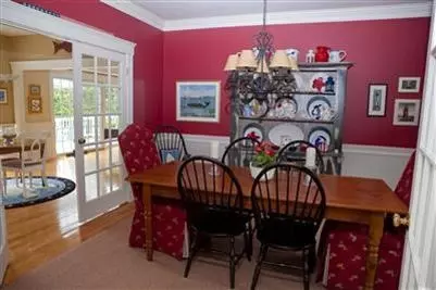 39 Melissa Ln, Cotuit, MA 02635 photo 4
