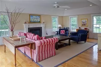 39 Melissa Ln, Cotuit, MA 02635 photo 3