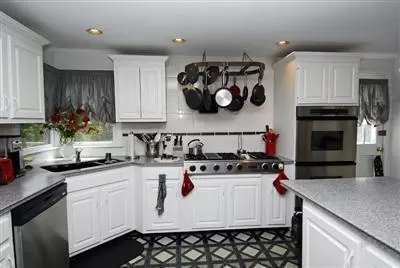 47 High View Cir, Marstons Mills, MA 02648 photo 11