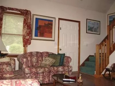 31 Salt Works Rd, Buzzards Bay, MA 02532 photo 9
