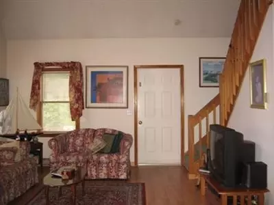 31 Salt Works Rd, Buzzards Bay, MA 02532 photo 10